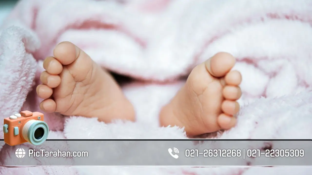 دیتیل کف پای نوزاد